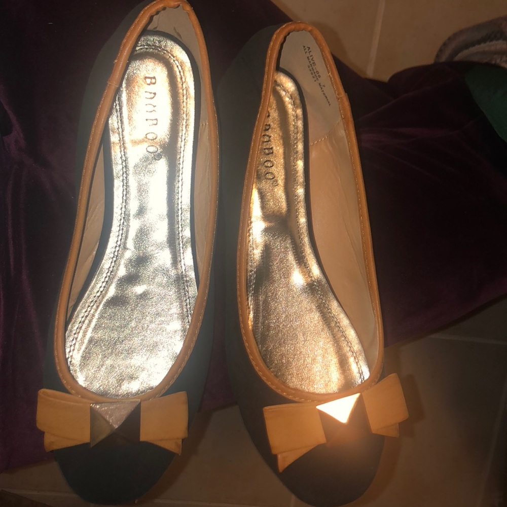 Never worn flats